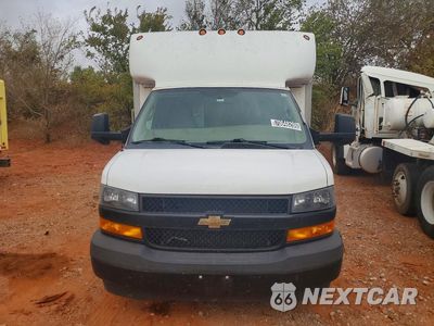 Piąte zdjęcie samochodu w środku: 2021 CHEVROLET EXPRESS DELIVERY TRUCK VIN:1GB3GSC76M1145304 - miniatura
