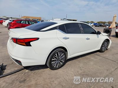 Trzecie zdjęcie samochodu z tyłu: 2025 NISSAN ALTIMA SV VIN:1N4BL4DV2SN354501 - miniatura