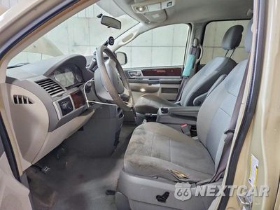 Zdjęcie 7 z 13 samochodu: 2010 CHRYSLER TOWN & COUNTRY TOURING VIN:2A4RR5D1XAR271680 - miniatura