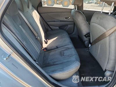 Zdjęcie 10 z 12 samochodu: 2022 HYUNDAI ELANTRA SEL VIN:5NPLM4AG0NH063565 - miniatura