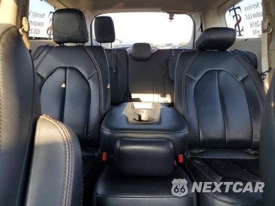 Zdjęcie 10 z 13 samochodu: 2017 CHRYSLER PACIFICA TOURING L VIN:2C4RC1BG6HR599048 - miniatura