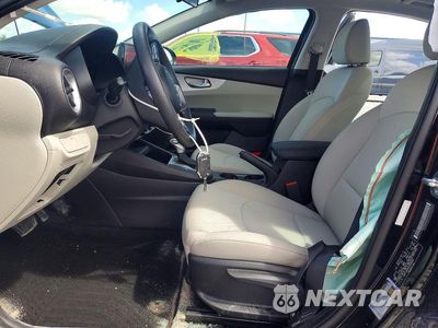 Zdjęcie 7 z 12 samochodu: 2023 KIA FORTE LXS VIN:3KPF24AD1PE690954 - miniatura