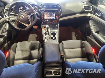 Zdjęcie 8 z 12 samochodu: 2017 NISSAN MAXIMA 3.5 S VIN:1N4AA6AP5HC408591 - miniatura