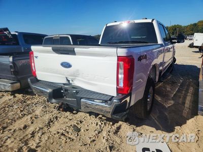 Trzecie zdjęcie samochodu z tyłu: 2024 FORD F250 SUPER DUTY VIN:1FT7W2BN9RED57419 - miniatura