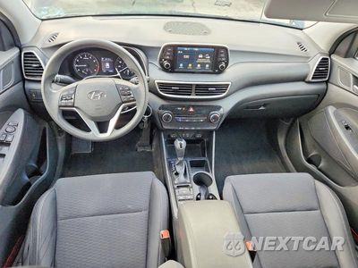 Zdjęcie 8 z 12 samochodu: 2020 HYUNDAI TUCSON SE VIN:KM8J2CA47LU203784 - miniatura