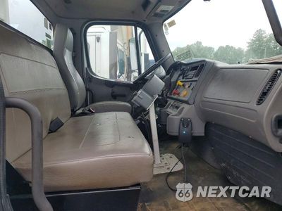 Zdjęcie 10 z 12 samochodu: 2014 FREIGHTLINER BUSINESS CLASS M2 CABLE PLACER BUCKET TRUCK VIN:1FVACXDT6EHFN7651 - miniatura