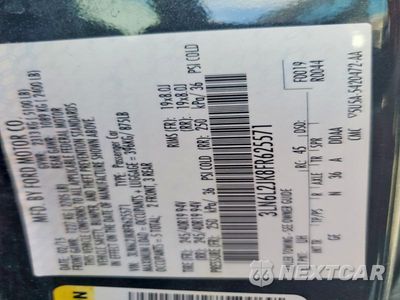 Zdjęcie 12 z 12 samochodu: 2015 LINCOLN MKZ VIN:3LN6L2JK8FR625571 - miniatura