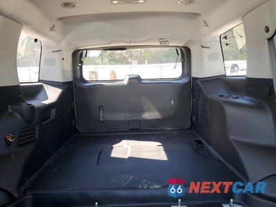 Zdjęcie 10 z 13 samochodu: 2018 CHEVROLET TAHOE POLICE VIN:1GNLCDEC7JR229262 - miniatura
