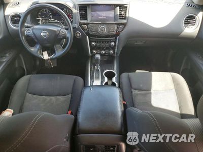 Zdjęcie 8 z 12 samochodu: 2019 NISSAN PATHFINDER SV VIN:5N1DR2MN6KC592610 - miniatura