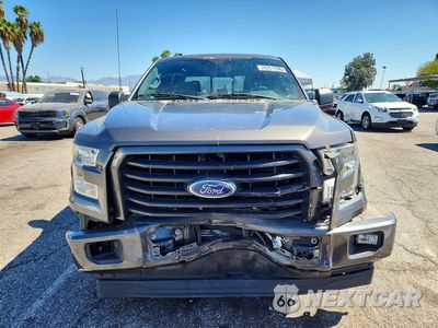 Piąte zdjęcie samochodu w środku: 2017 FORD F150 SUPERCREW VIN:1FTEW1CP7HKD42791 - miniatura
