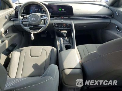Zdjęcie 8 z 12 samochodu: 2024 HYUNDAI ELANTRA SEL VIN:KMHLM4DG8RU663947 - miniatura