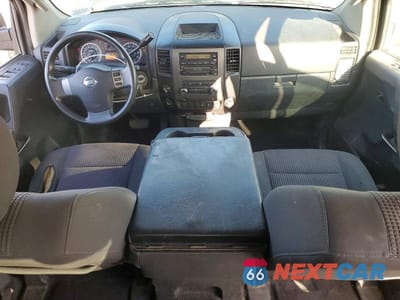 Zdjęcie 8 z 12 samochodu: 2012 NISSAN TITAN S VIN:1N6AA0EJ4CN303970 - miniatura