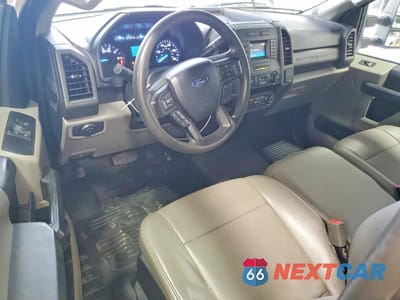 Zdjęcie 8 z 12 samochodu: 2019 FORD F250 SUPER DUTY VIN:1FTBF2A61KEF23121 - miniatura