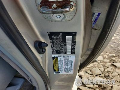 Zdjęcie 13 z 13 samochodu: 2005 TOYOTA SIENNA LE 8 PASSENGER VIN:5TDZA23C55S359855 - miniatura