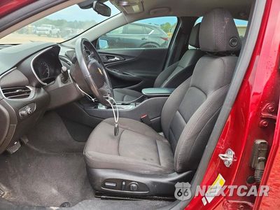 Zdjęcie 7 z 13 samochodu: 2020 CHEVROLET MALIBU RS VIN:1G1ZG5ST9LF022922 - miniatura