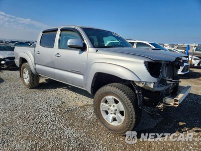 Czwarte zdjęcie samochodu z boku: 2015 TOYOTA TACOMA DOUBLE CAB PRERUNNER VIN:3TMJU4GN3FM174717 - miniatura