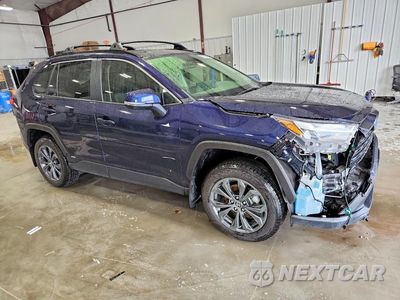 Czwarte zdjęcie samochodu z boku: 2023 TOYOTA RAV4 XLE PREMIUM VIN:JTMB6RFV1PD093886 - miniatura
