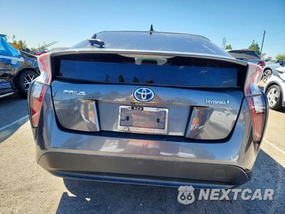 Zdjęcie 6 z 12 samochodu: 2016 TOYOTA PRIUS TWO VIN:JTDKBRFU7G3022720 - miniatura