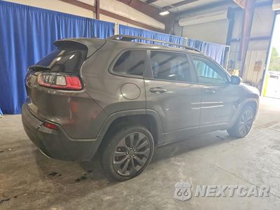Trzecie zdjęcie samochodu z tyłu: 2021 JEEP CHEROKEE LATITUDE LUX VIN:1C4PJLMX9MD155987 - miniatura