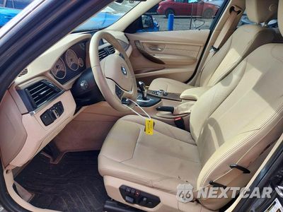 Zdjęcie 7 z 12 samochodu: 2012 BMW 328 I VIN:WBA3A5C59CFJ88823 - miniatura