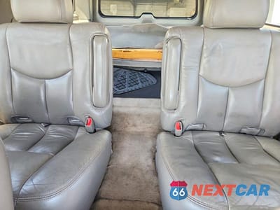 Zdjęcie 10 z 13 samochodu: 2006 GMC YUKON XL DENALI VIN:1GKFK66U36J175836 - miniatura
