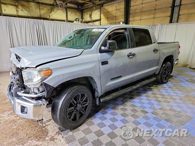 2020 TOYOTA TUNDRA CREWMAX SR5 5TFEY5F19LX262459 - główne zdjęcie licytacji z USA - miniatura