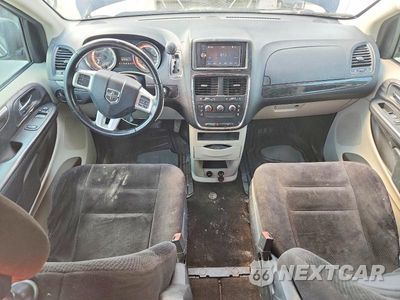 Zdjęcie 8 z 14 samochodu: 2014 DODGE GRAND CARAVAN SE VIN:2C4RDGBGXER340770 - miniatura