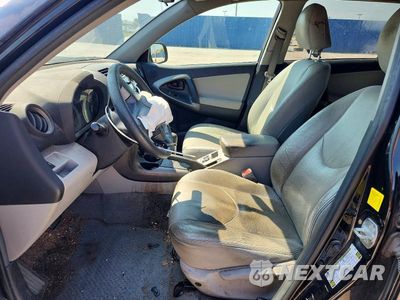 Zdjęcie 7 z 13 samochodu: 2011 TOYOTA RAV4 BASE VIN:2T3ZF4DV8BW073831 - miniatura