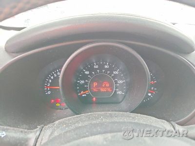Zdjęcie 9 z 12 samochodu: 2014 KIA SOUL + VIN:KNDJX3A52E7715985 - miniatura