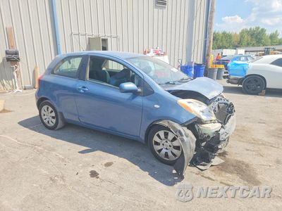 Czwarte zdjęcie samochodu z boku: 2007 TOYOTA YARIS BASE VIN:JTDJT923675095622 - miniatura