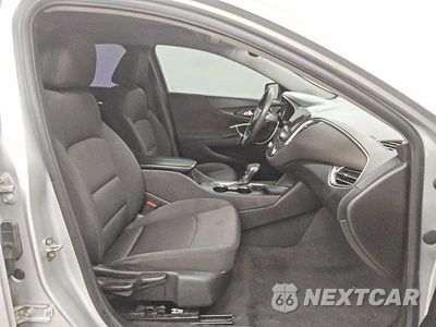Zdjęcie 13 z 13 samochodu: 2021 CHEVROLET MALIBU LT VIN:1G1ZD5ST0MF069394 - miniatura