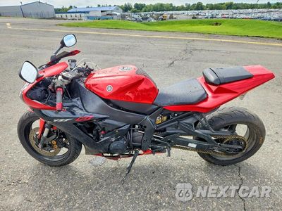 Trzecie zdjęcie samochodu z tyłu: 2003 YAMAHA YZFR1 VIN:JYARN10E33A011756 - miniatura