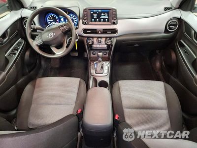 Zdjęcie 8 z 14 samochodu: 2019 HYUNDAI KONA SE VIN:KM8K1CAA9KU284766 - miniatura