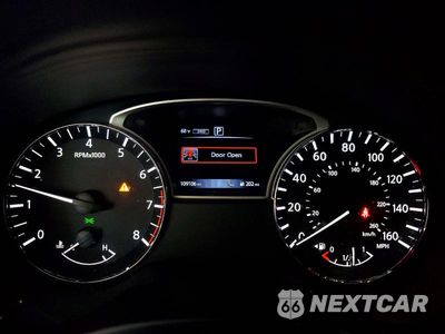 Zdjęcie 9 z 14 samochodu: 2016 NISSAN PATHFINDER PLATINUM VIN:5N1AR2MM2GC601661 - miniatura
