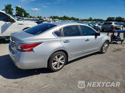 Trzecie zdjęcie samochodu z tyłu: 2014 NISSAN ALTIMA 2.5 SV VIN:1N4AL3AP4EC193158 - miniatura