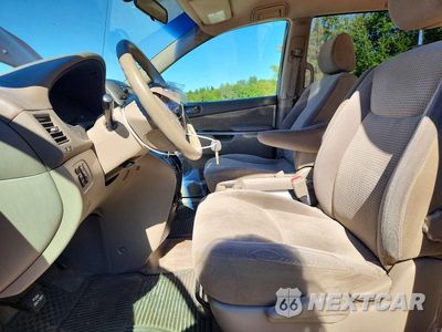 Zdjęcie 7 z 13 samochodu: 2006 TOYOTA SIENNA LE 7 PASSENGER VIN:5TDZA23C66S542294 - miniatura