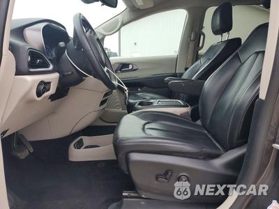 Zdjęcie 7 z 13 samochodu: 2023 CHRYSLER PACIFICA TOURING L VIN:2C4RC1BG8PR600716 - miniatura