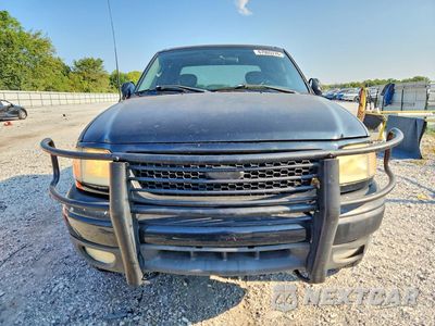Piąte zdjęcie samochodu w środku: 2003 FORD F150 VIN:1FTRX18W23NA13728 - miniatura