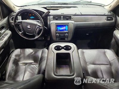 Zdjęcie 8 z 13 samochodu: 2007 CHEVROLET TAHOE VIN:1GNFC13027R220613 - miniatura