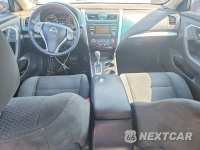 Zdjęcie 8 z 12 samochodu: 2015 NISSAN ALTIMA 2.5 S VIN:1N4AL3AP9FC257504 - miniatura
