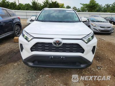 Piąte zdjęcie samochodu w środku: 2025 TOYOTA RAV4 XLE VIN:2T3P1RFV3SW605437 - miniatura