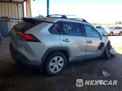 Trzecie zdjęcie samochodu z tyłu: 2019 TOYOTA RAV4 LE VIN:2T3F1RFV6KW004955 - miniatura