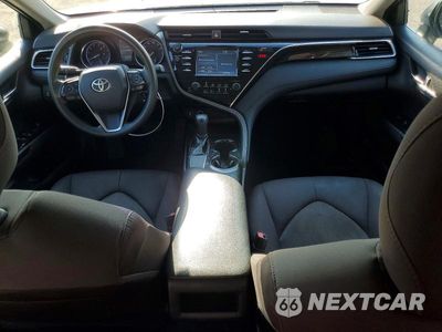 Zdjęcie 8 z 12 samochodu: 2018 TOYOTA CAMRY LE VIN:4T1B11HK5JU121873 - miniatura