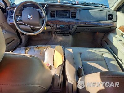 Zdjęcie 8 z 12 samochodu: 2009 MERCURY GRAND MARQUIS LS VIN:2MEHM75V39X627471 - miniatura