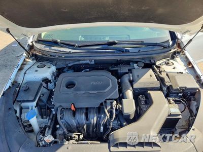 Zdjęcie 11 z 12 samochodu: 2018 HYUNDAI SONATA SE VIN:5NPE24AF1JH631399 - miniatura