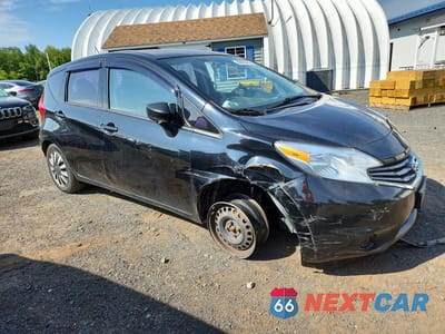 Czwarte zdjęcie samochodu z boku: 2016 NISSAN VERSA VIN:3N1CE2CP1GL405609 - miniatura