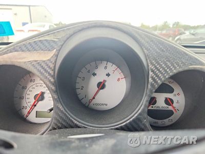 Zdjęcie 9 z 13 samochodu: 2002 TOYOTA MR2 SPYDER VIN:JTDFR320320051395 - miniatura