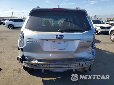 Zdjęcie 6 z 13 samochodu: 2018 SUBARU FORESTER 2.5I PREMIUM VIN:JF2SJAGC5JH549371 - miniatura