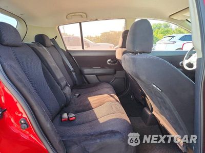 Zdjęcie 10 z 13 samochodu: 2010 NISSAN VERSA 1.8 S VIN:3N1BC1CP4AL395385 - miniatura