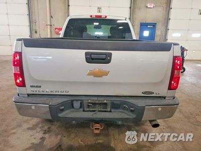 Zdjęcie 6 z 12 samochodu: 2011 CHEVROLET SILVERADO K1500 LT VIN:1GCVKSE25BZ343777 - miniatura
